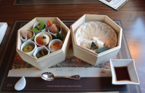 train-seven-stars-cuisine-kyushu-japon