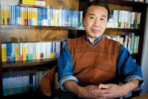 L'ecrivain Haruki Murakami dans son bureau Septembre 2010
