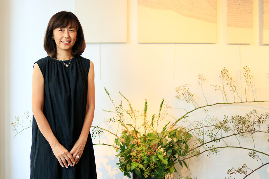 exposition de asako, artiste florale japonaise a Paris