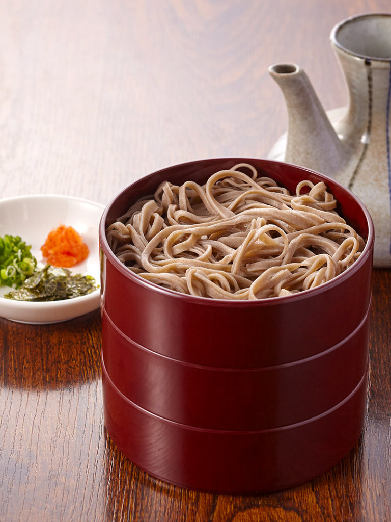 Les Izumo Soba sont des nou
illes faites à partir d'une farine de sarrasin moulue et non tamisee.