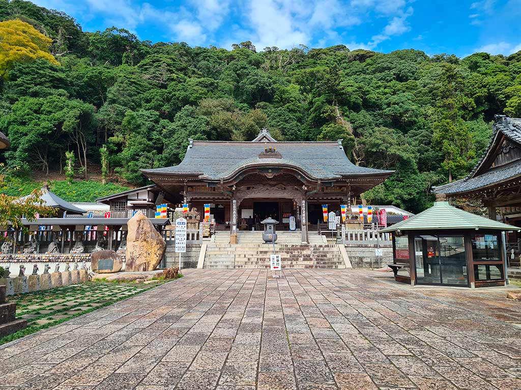 Le temple Ichibata Yakushi a  Izumo dans Shimane