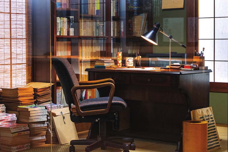 Reconstitution du bureau o&ugrave; le romancier a compos&eacute; la plupart de ses &oelig;uvres